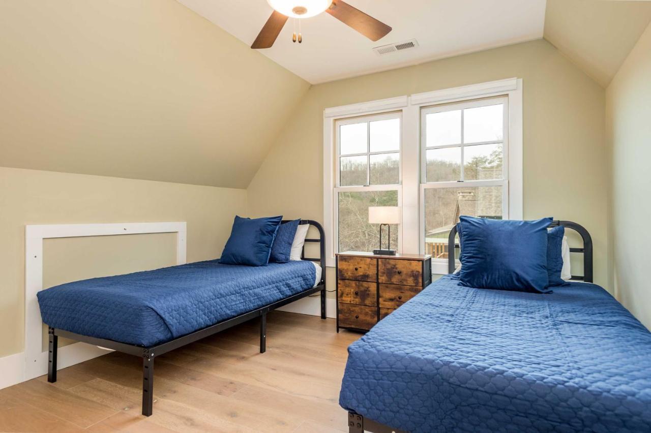 Cullowhee Home With Game Room, Wraparound Decks Exterior foto